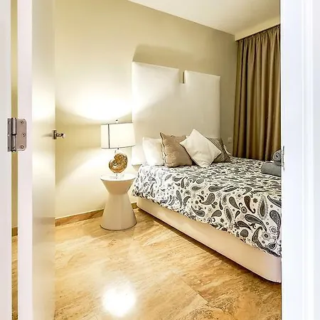 Apartamento Altamira Apartment *